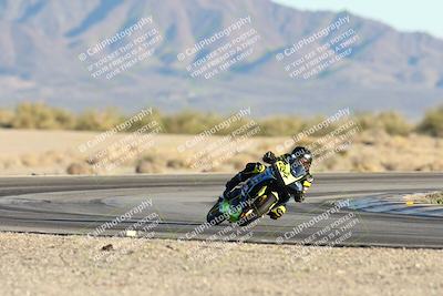 media/Dec-07-2025-CVMA (Sun) [[3e7d2de5dc]]/Race 18-Formula Twins-Formula 40 UL/